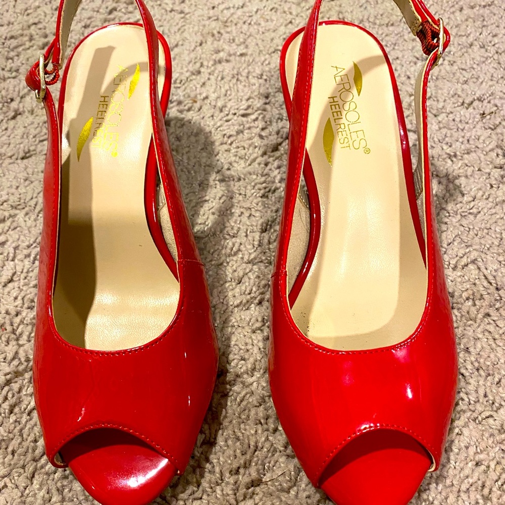 Aerosole heels